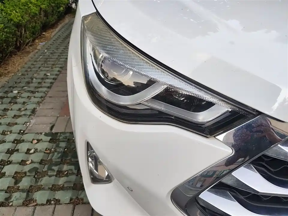 JAC Ruifeng S3