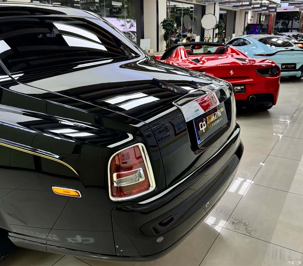 Rolls-Royce Phantom, 2011 все фото