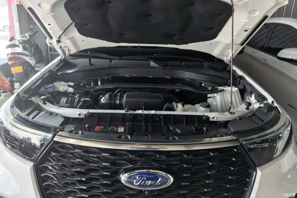 Ford Explorer, 2020 10