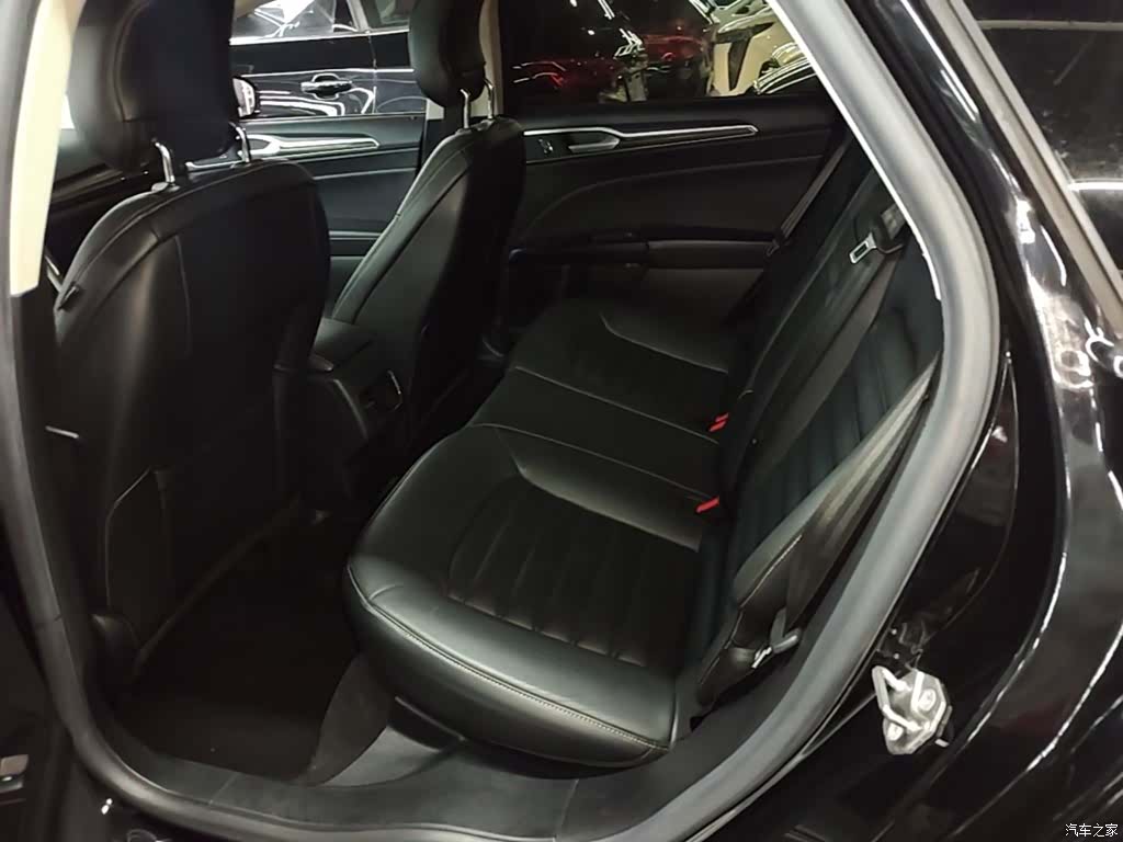 Ford Mondeo, 2017 17