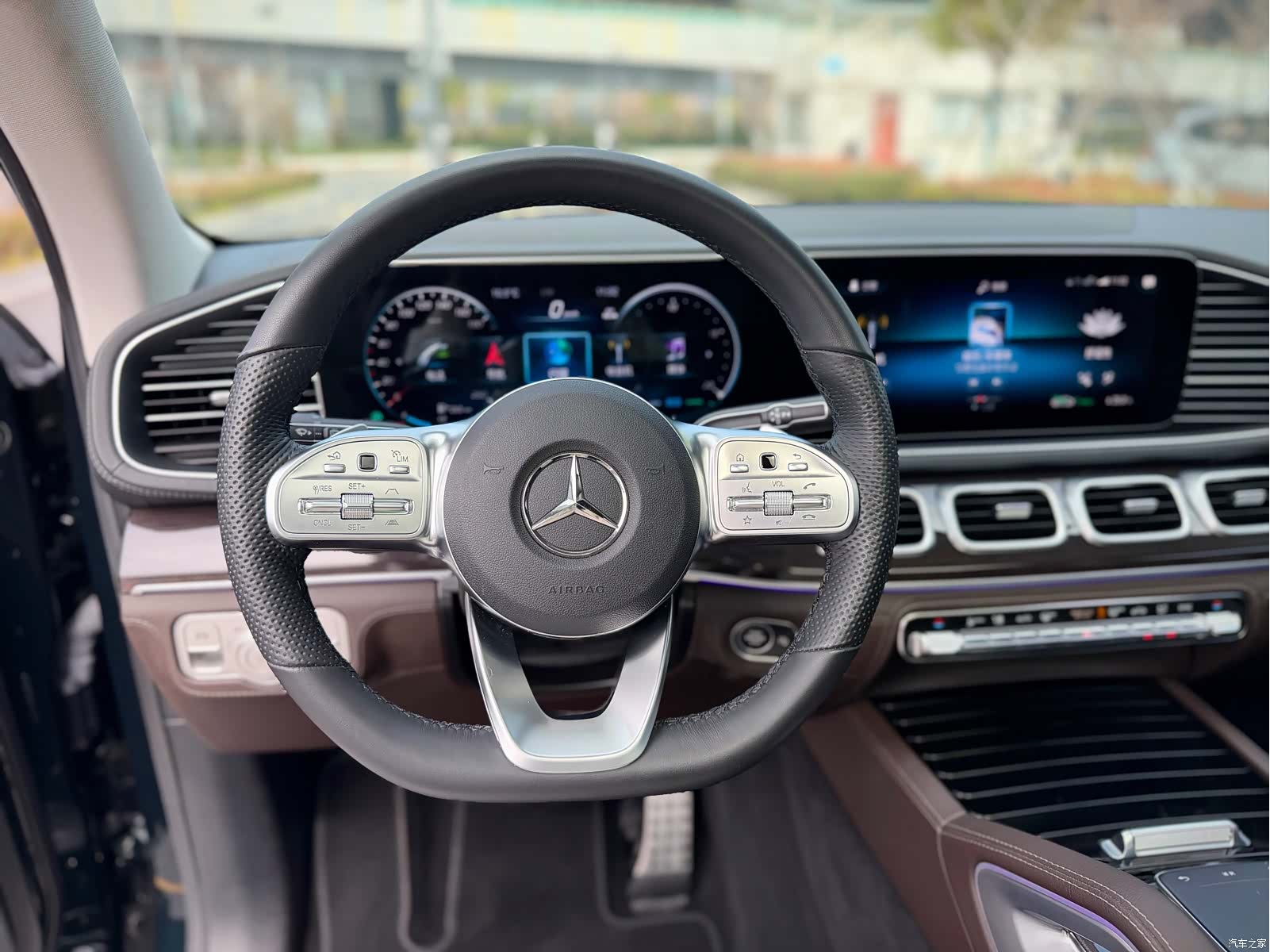 Mercedes-Benz GLS, 2023 6