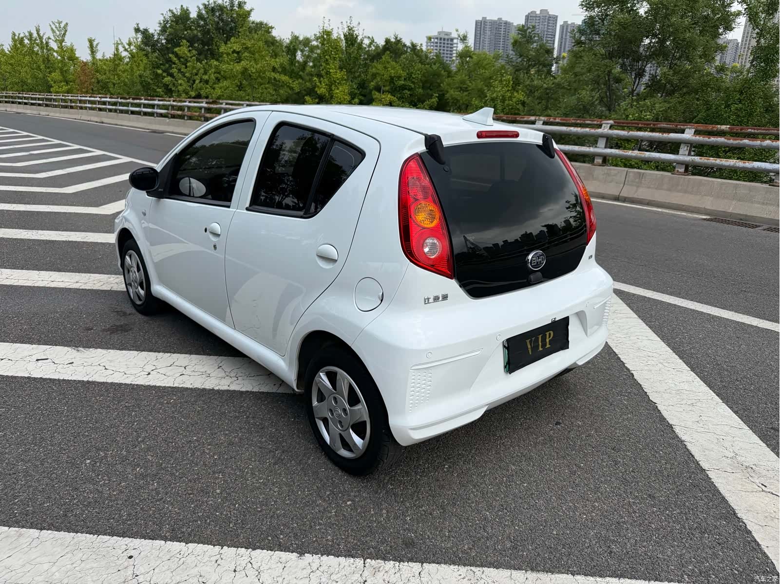 BYD e1, 2019 7