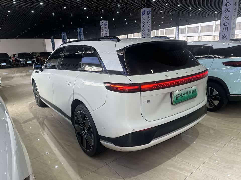 XPENG G9