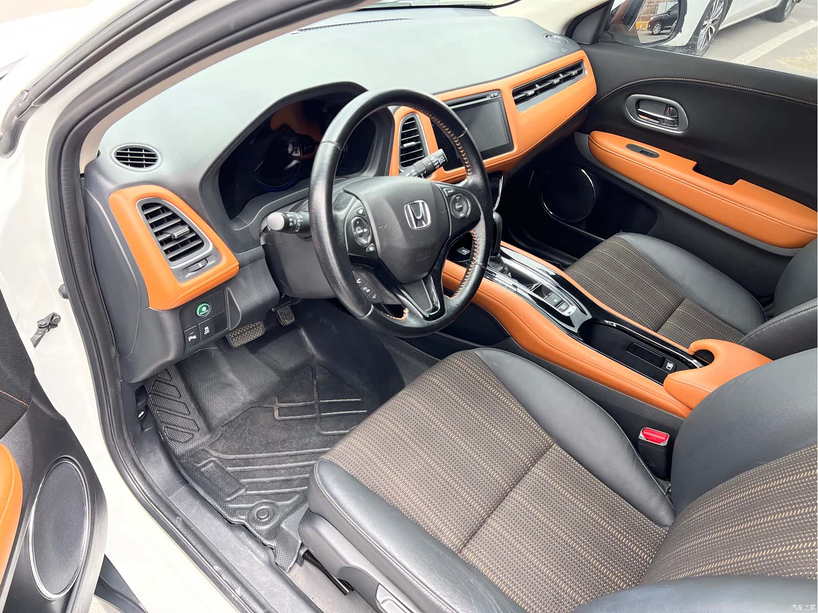 Honda Vezel, 2015 4