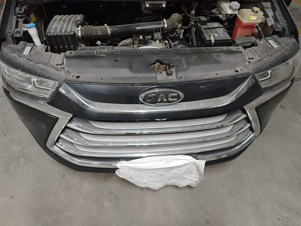 JAC Refine Ruifeng M4