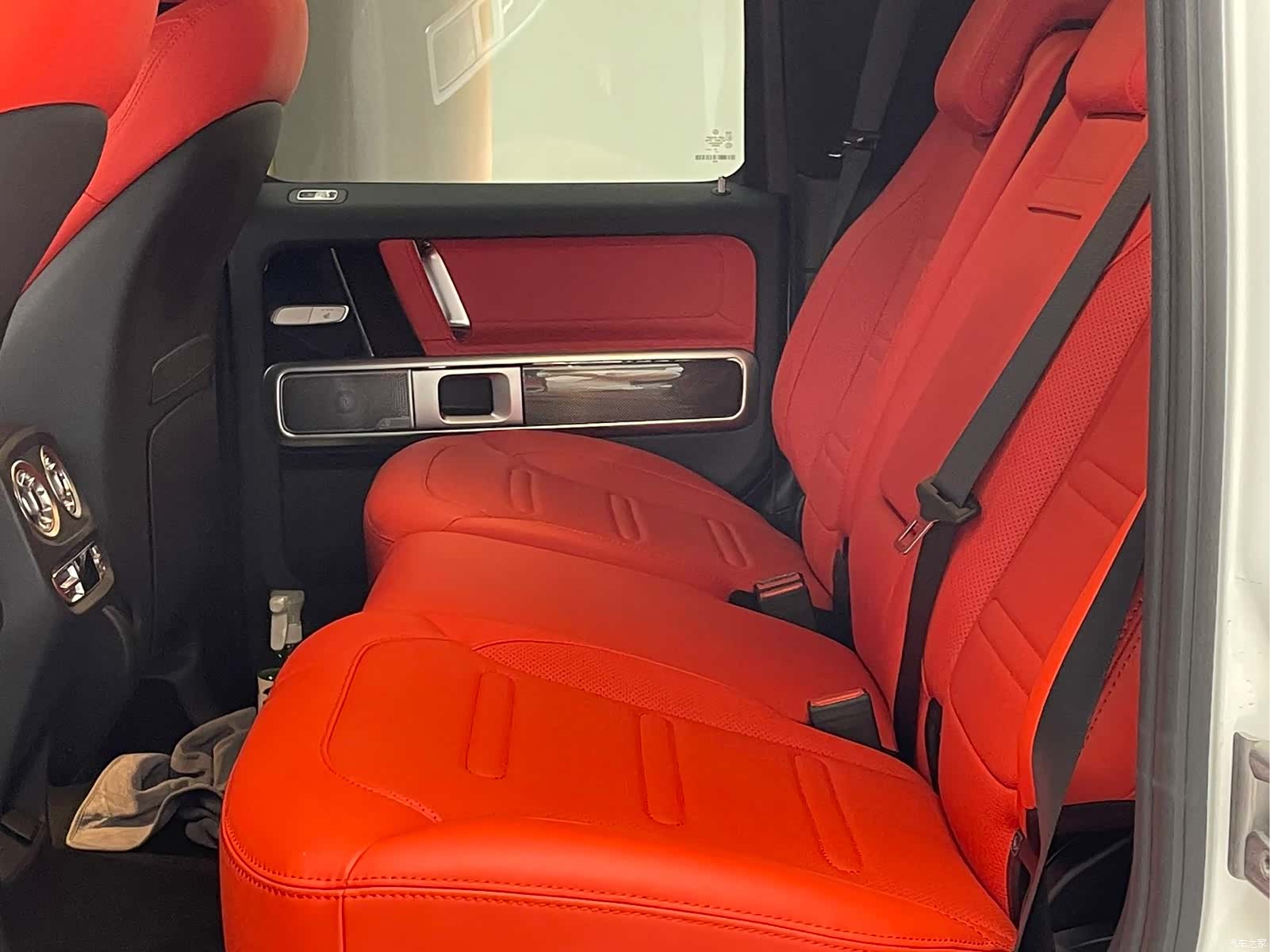 Mercedes-Benz G-Class, 1900 13