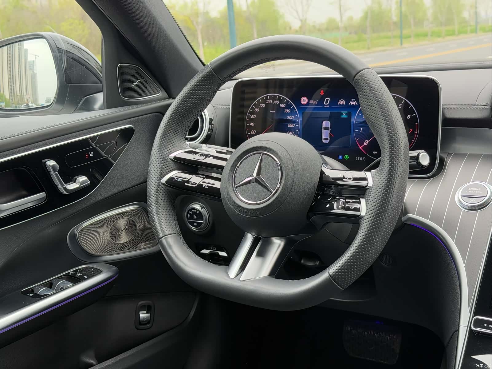 Mercedes-Benz C-Class, 2024 8