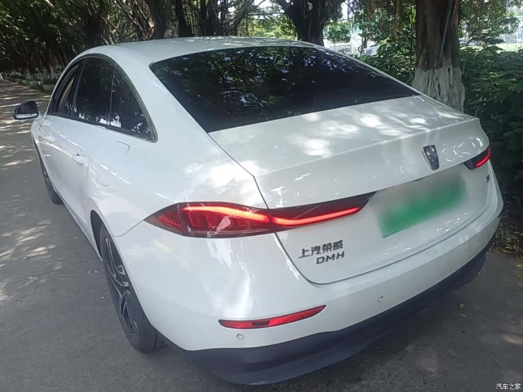 Roewe D7, 2025 все фото