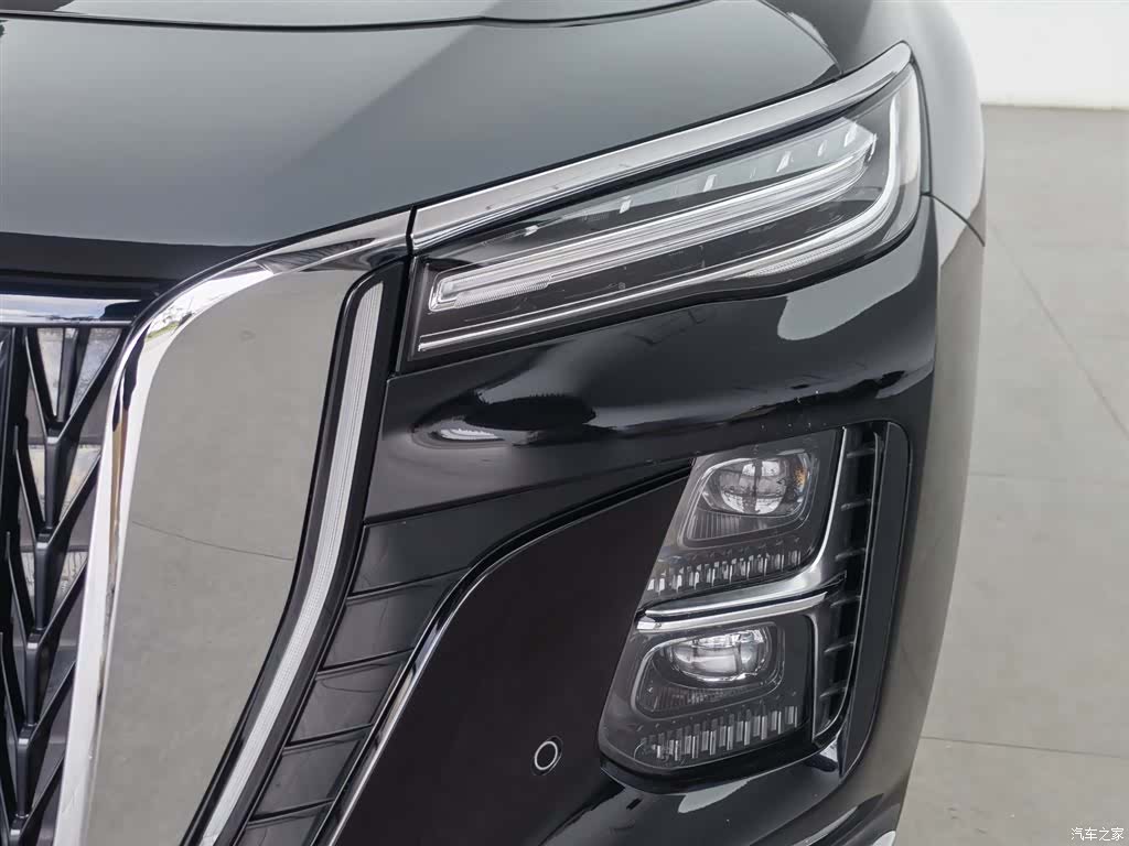 Hongqi H5, 2022 7