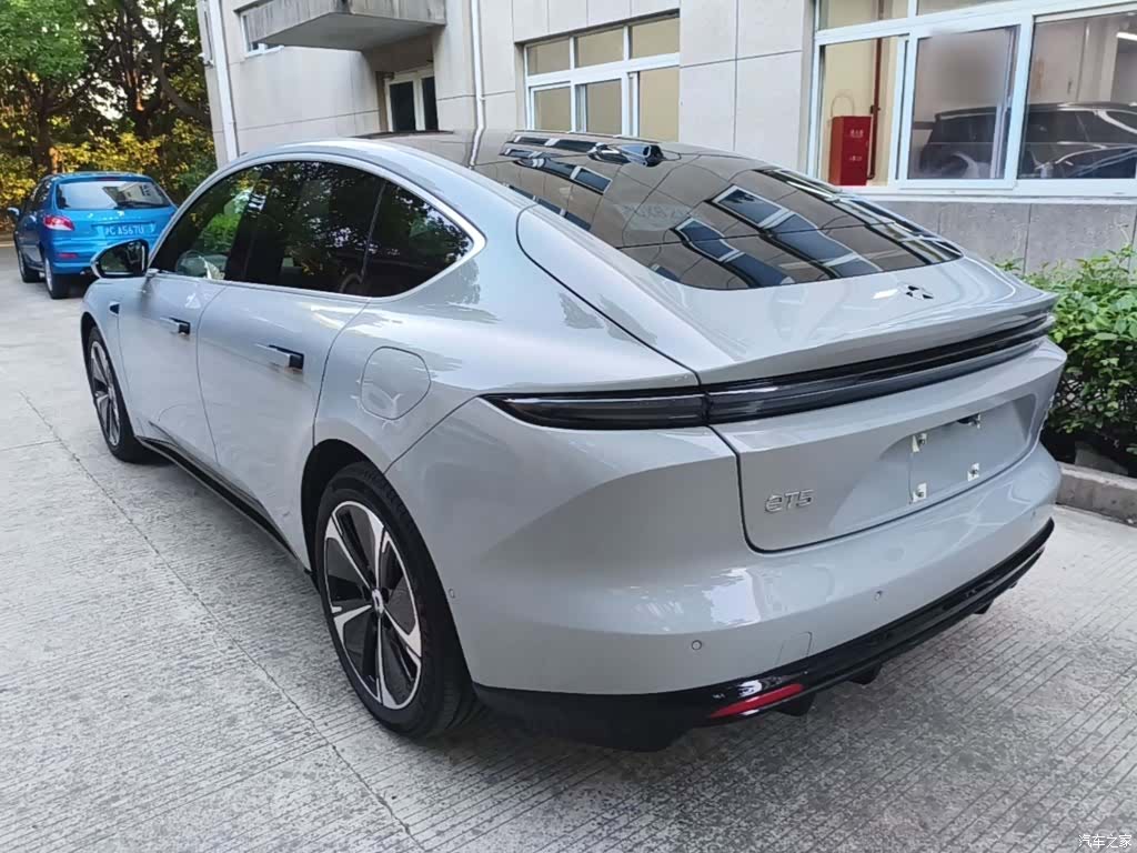 NIO ET5, 2025 все фото