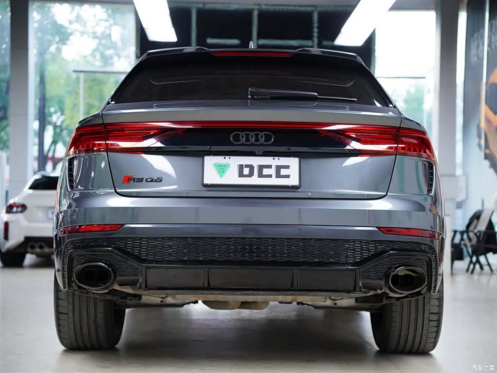 Audi Q8, 2021 8