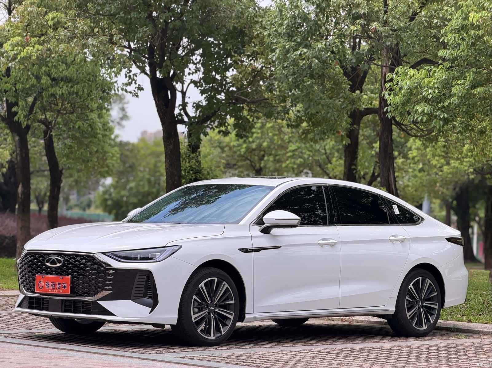 Chery Arrizo 8, 2025 1