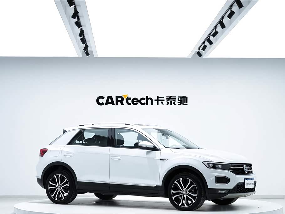 Volkswagen T-ROC exploring Songs