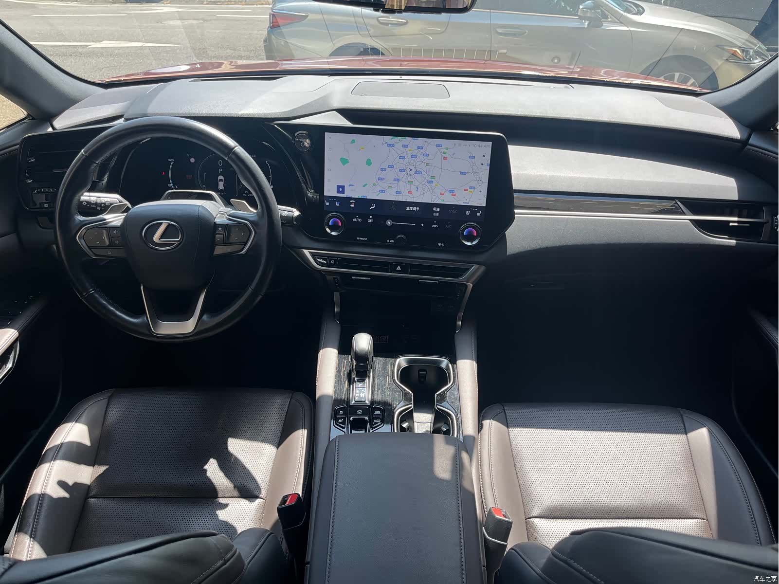Lexus RX, 2023 13