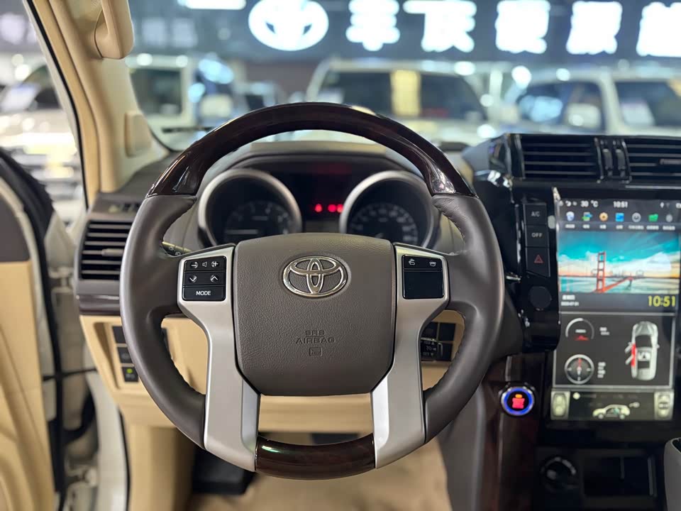 Toyota Prado