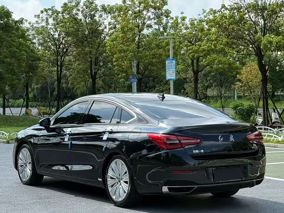 Hongqi H5