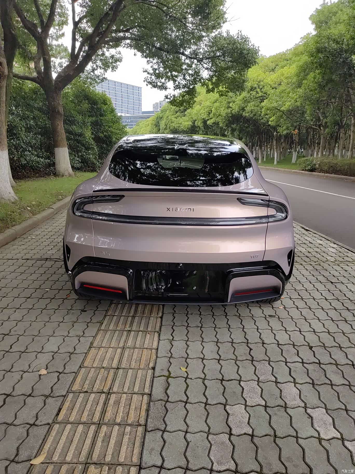 Xiaomi YU7, 2025 12