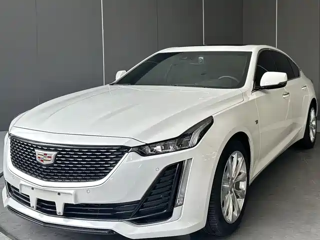 Cadillac CT5 2023 — купить из Китая под заказ