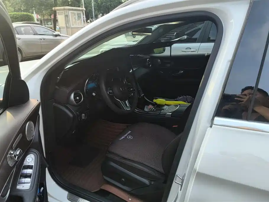 Mercedes-Benz GLC Mercedes-Benz GLC