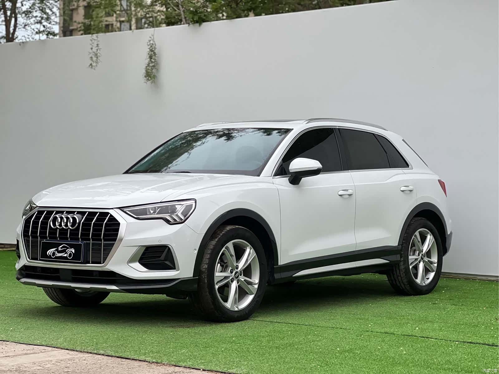 Audi Q3, 2022 1
