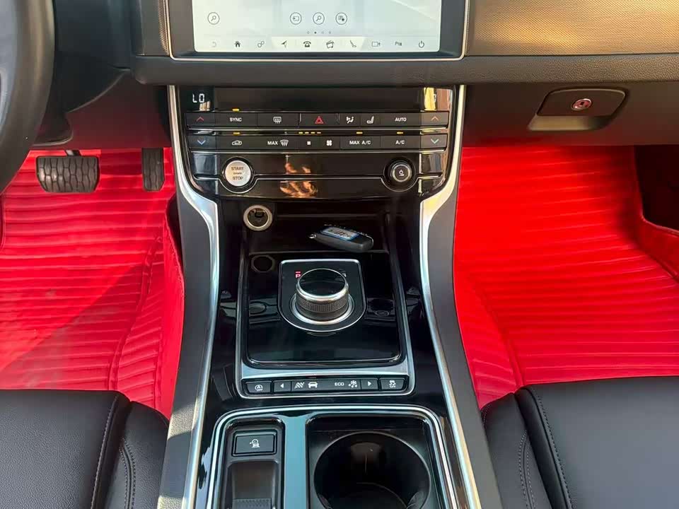 Jaguar XFL Jaguar XFL