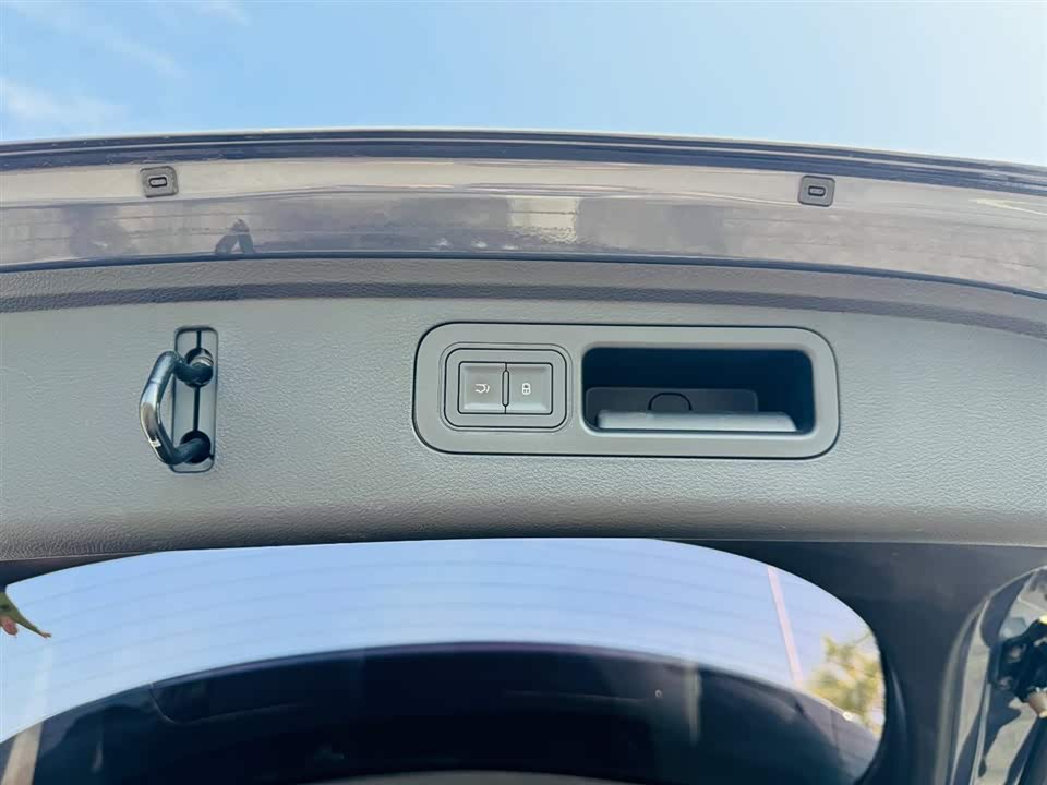 BYD Tang