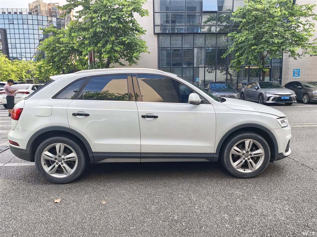 Audi Q3, 2018 9