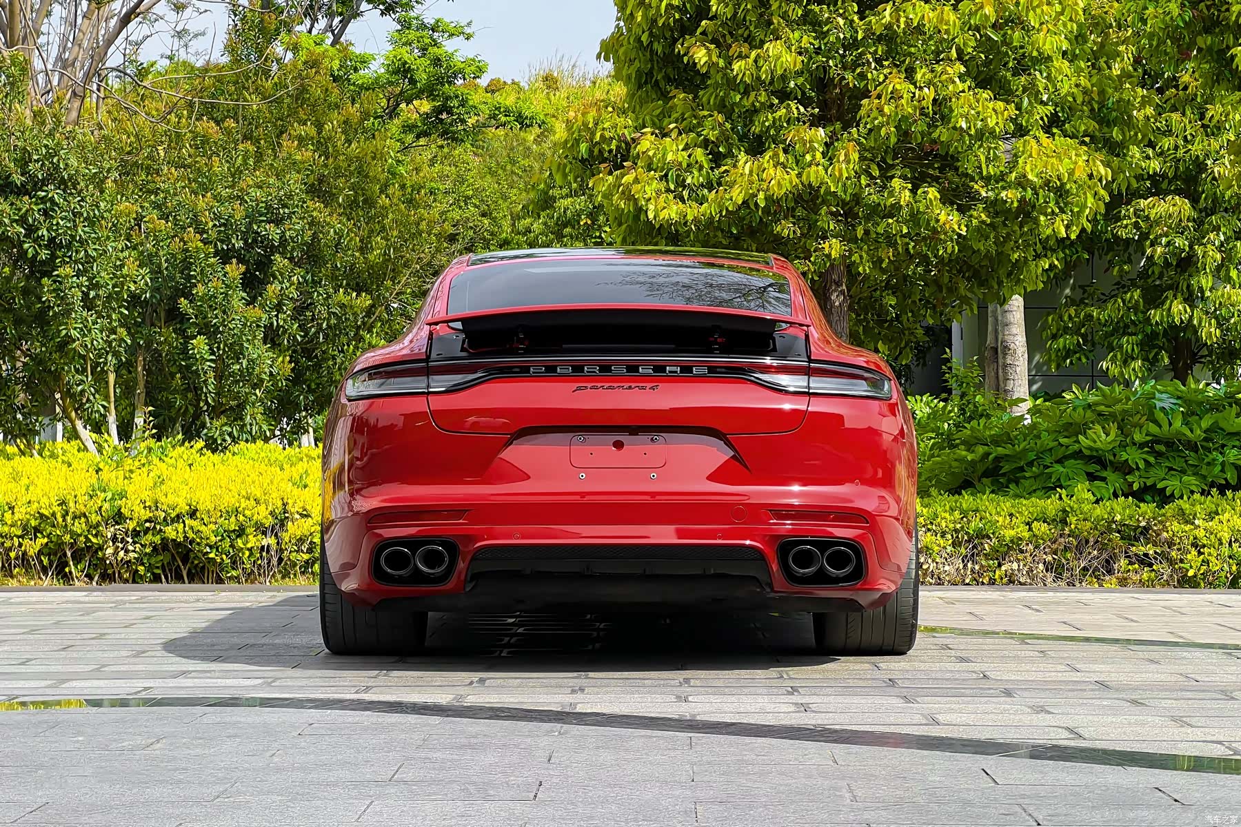 Porsche Panamera, 2022 все фото