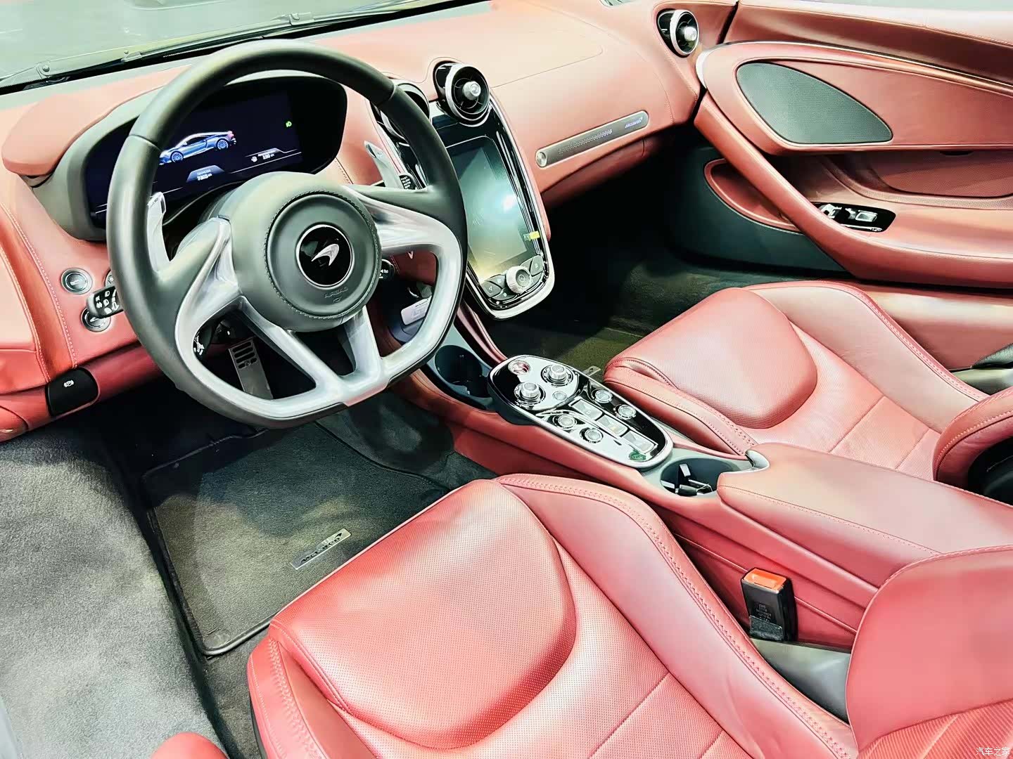 McLaren GT, 2021 4