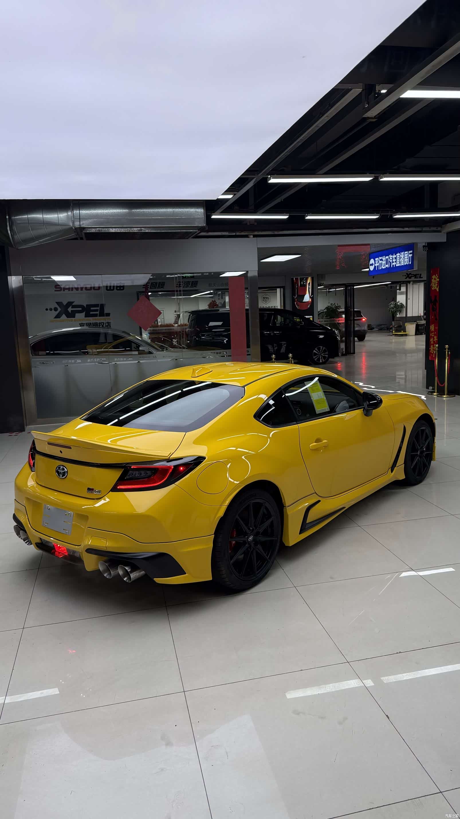 Toyota 86, 2026 все фото
