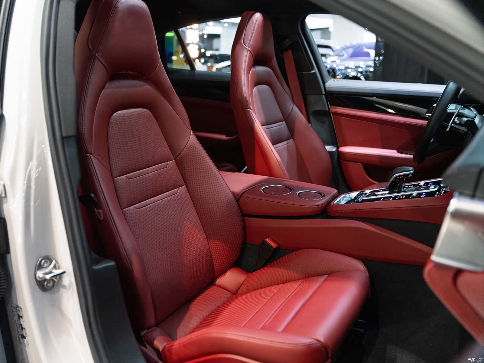Porsche Panamera, 2022 23
