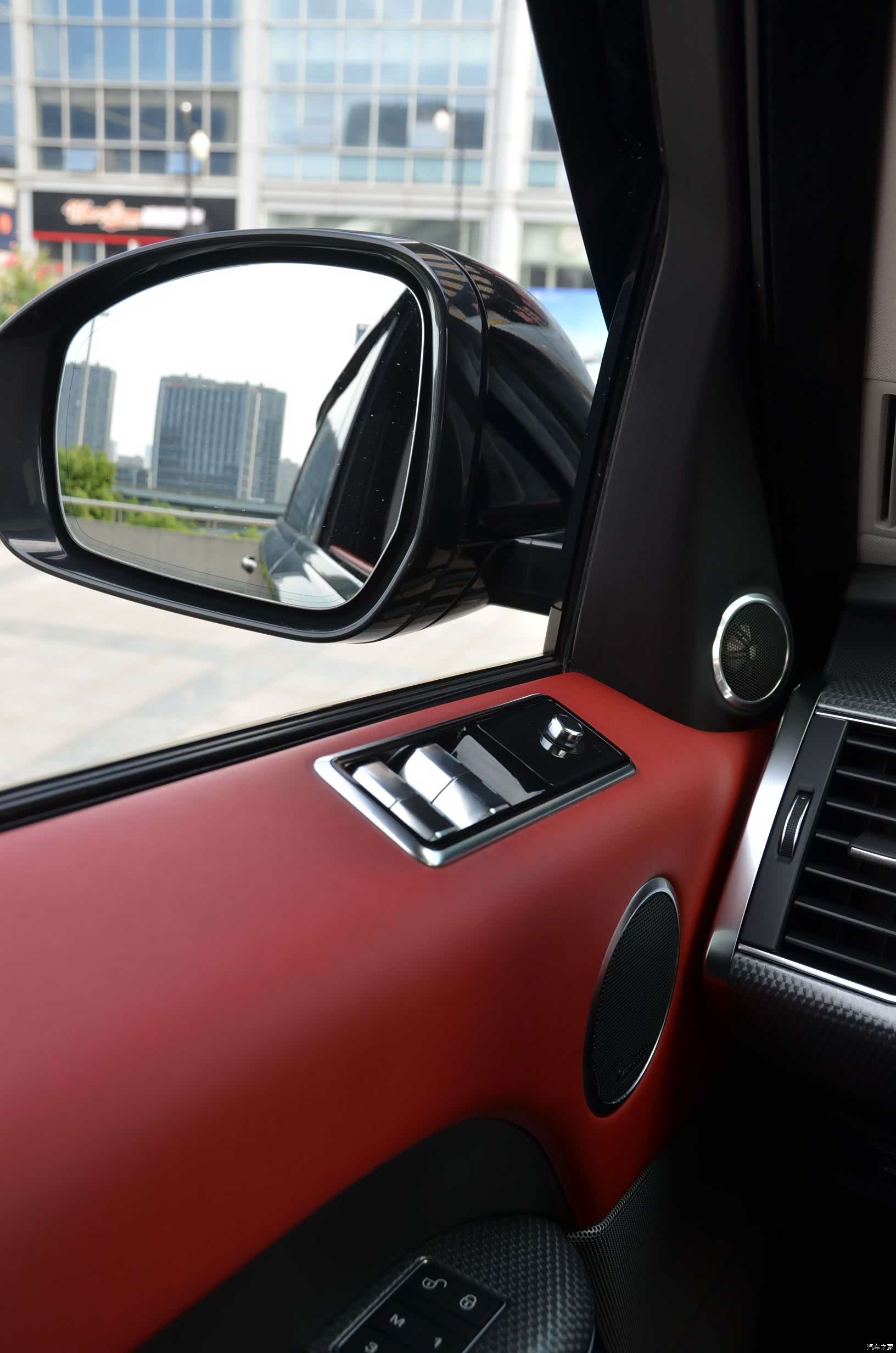 Land Rover Range Rover, 2018 17