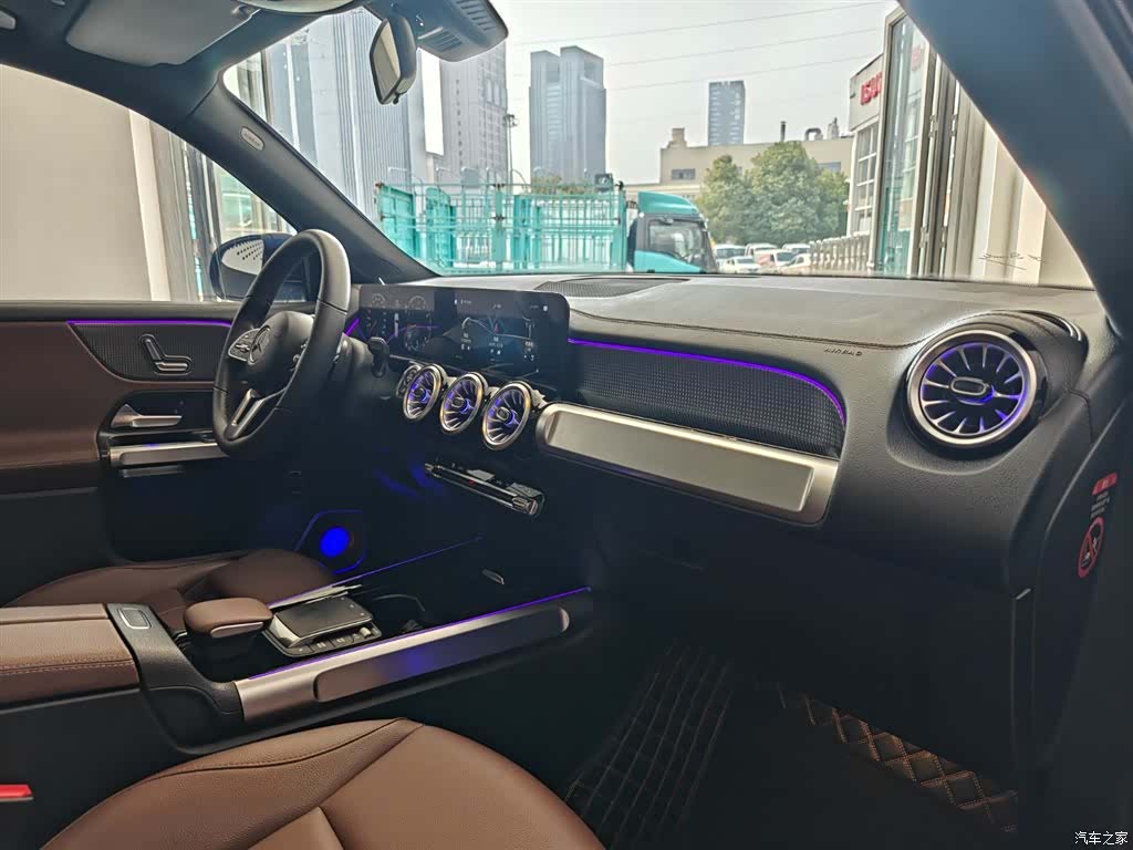 Mercedes-Benz GLB, 2023 13