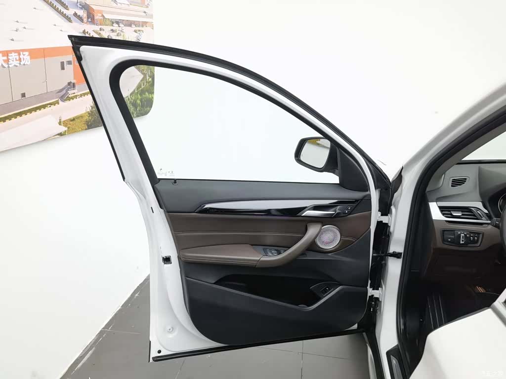 BMW X1, 2021 8