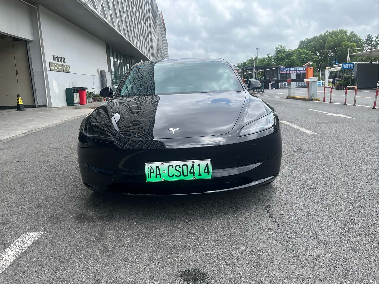 Tesla Model 3, 2023 2