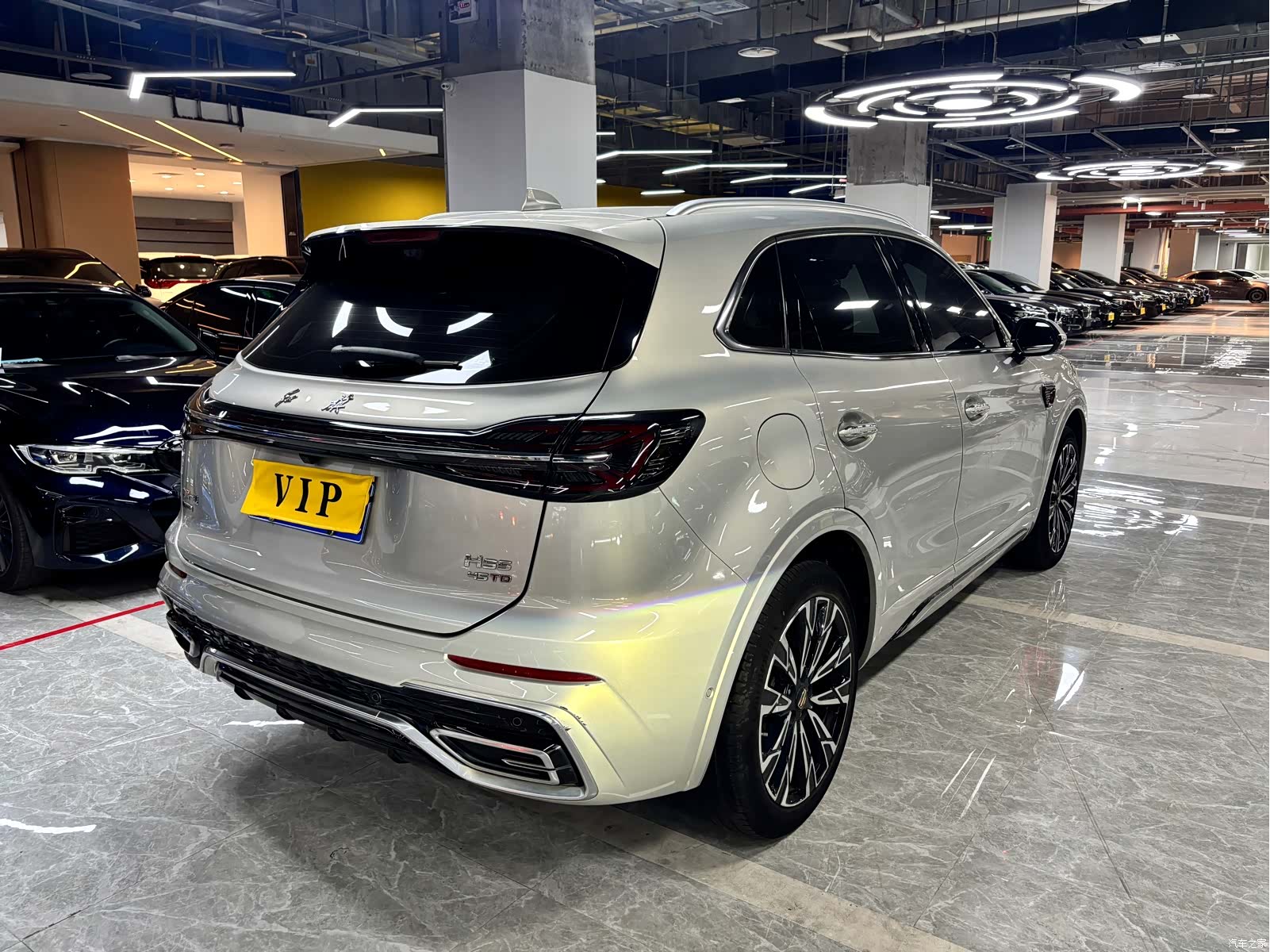 Hongqi HS5, 2023 14
