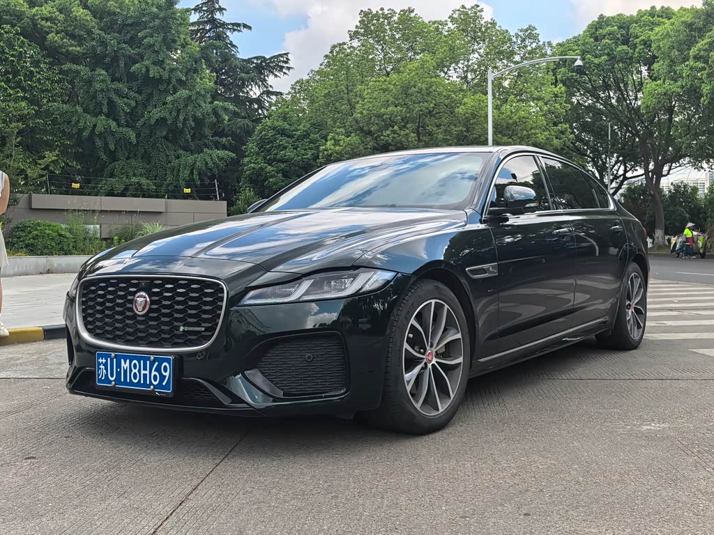 Jaguar XFL