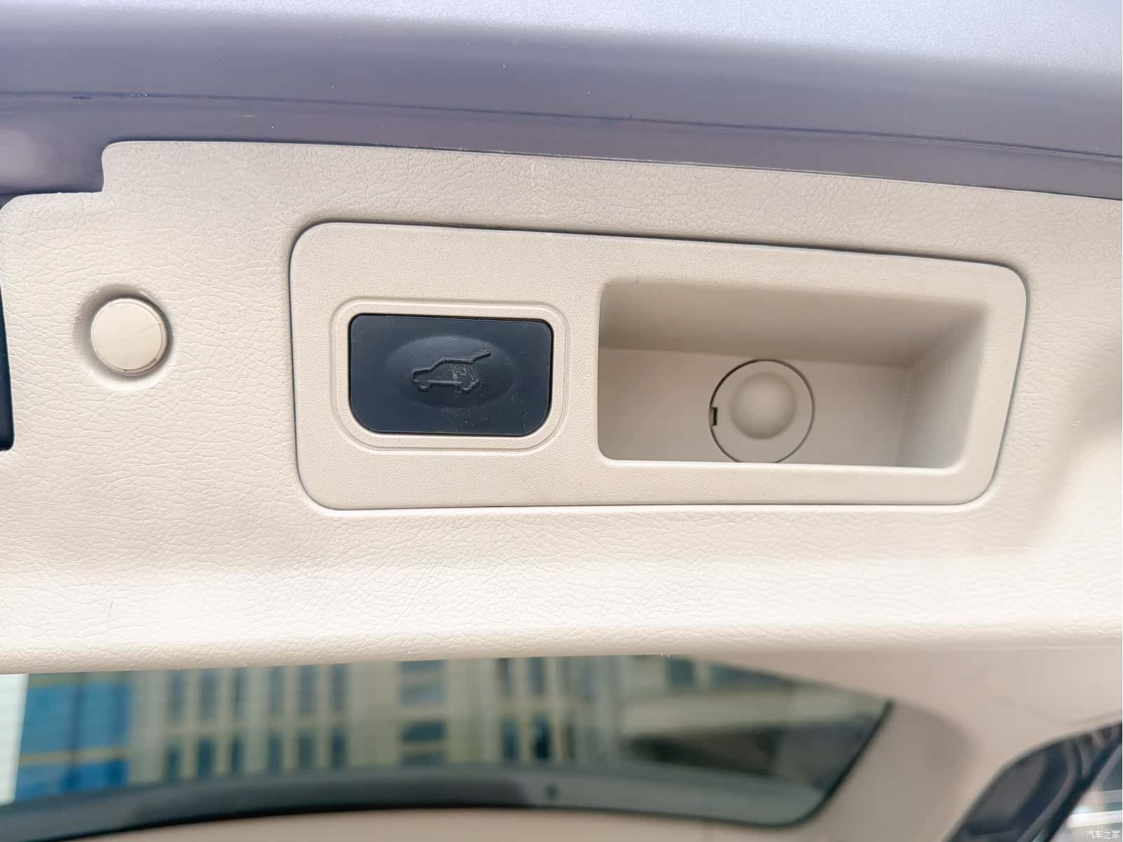 Buick GL8, 2013 8