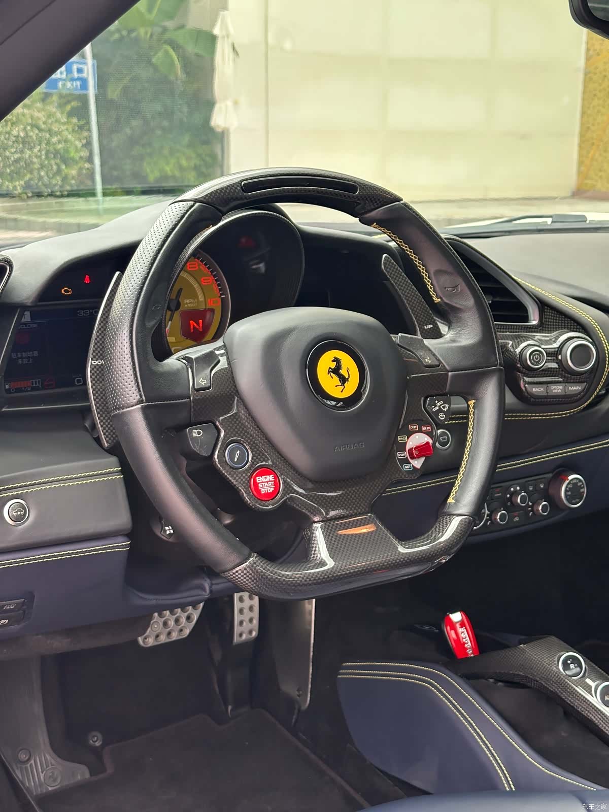 Ferrari 488, 2019 16