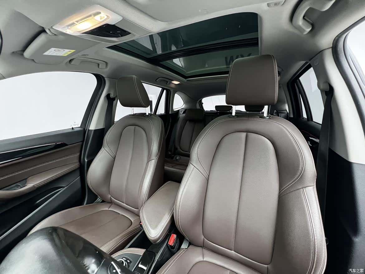BMW X1, 2023 12