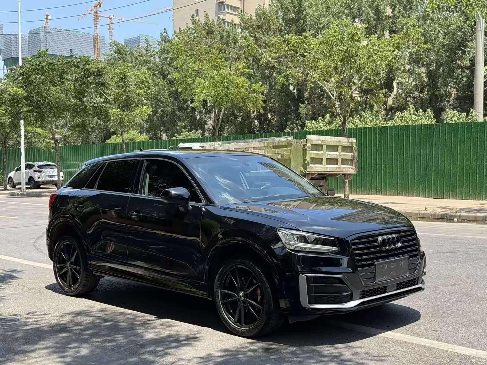 Audi Q2L, 2019 3