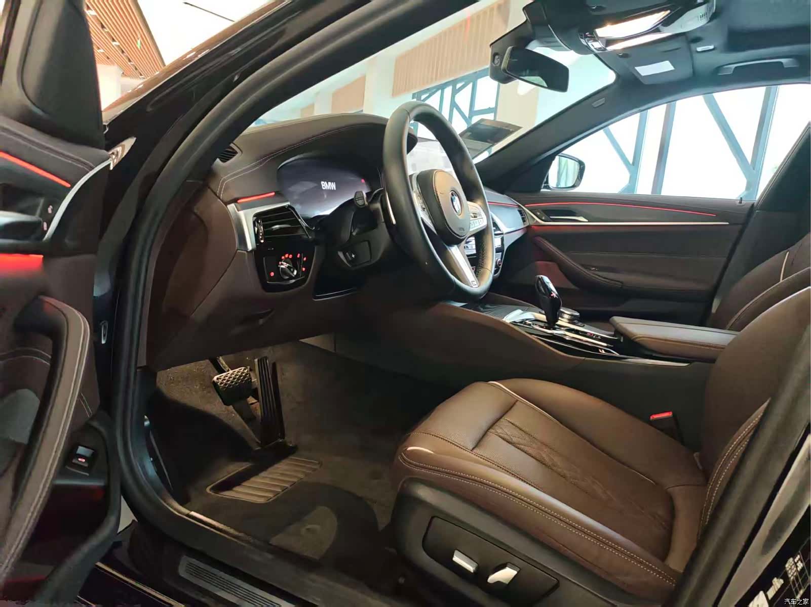 BMW 5 Series, 2023 8