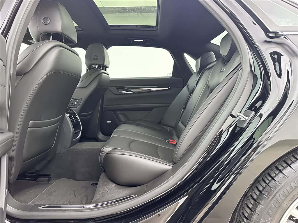 Cadillac CT6, 2022 7