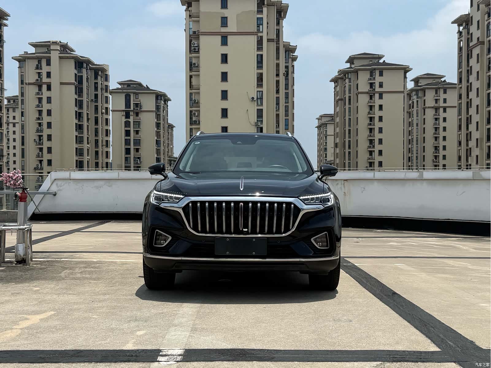 Hongqi HS5, 2022 2