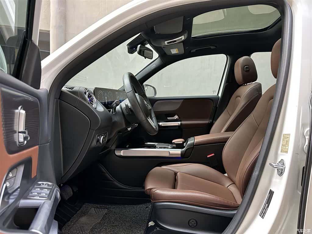 Mercedes-Benz GLB, 2021 9