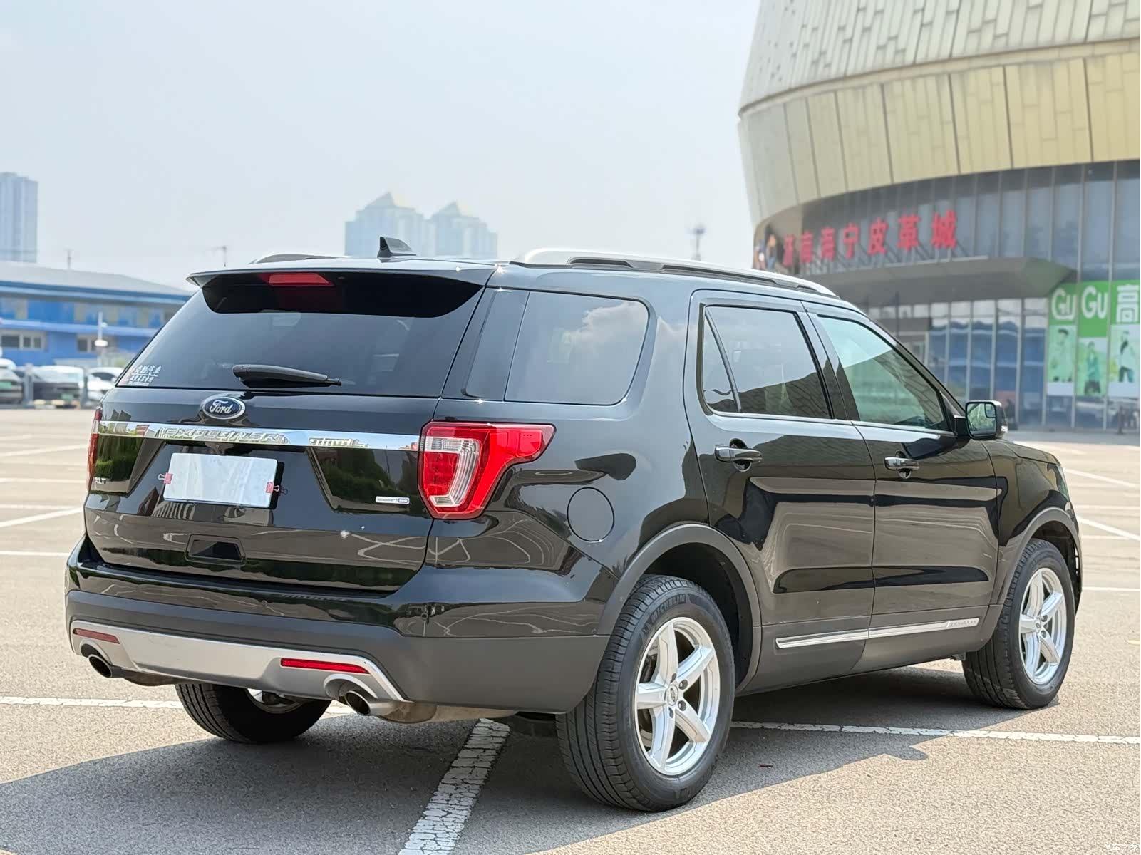 Ford Explorer, 2016 7