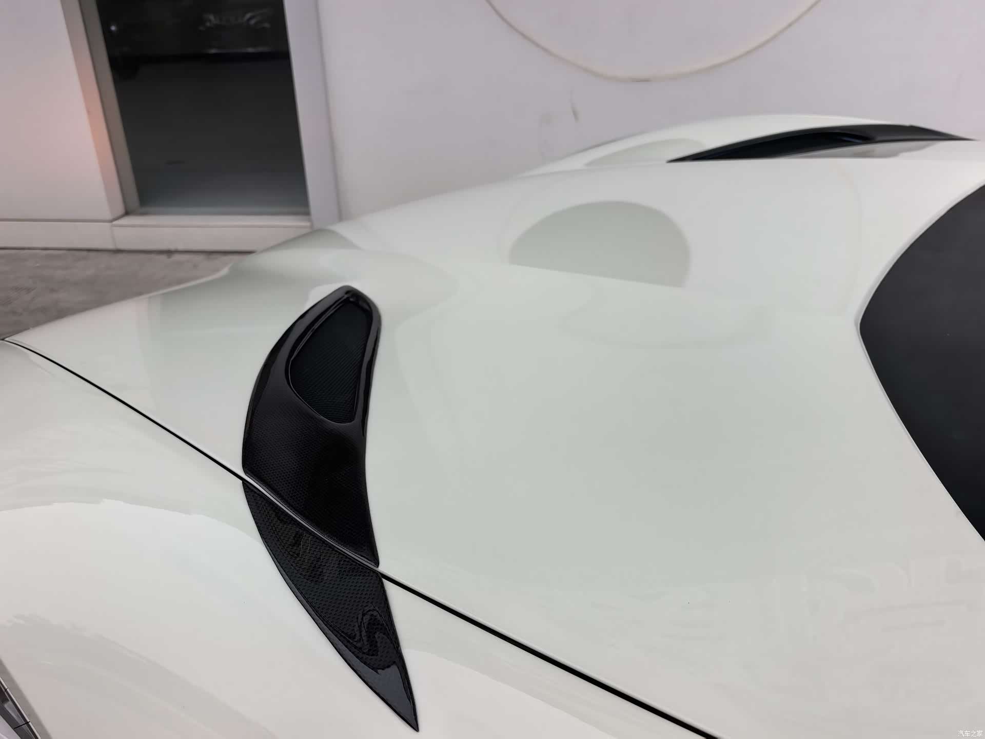 Ferrari 812, 2018 10