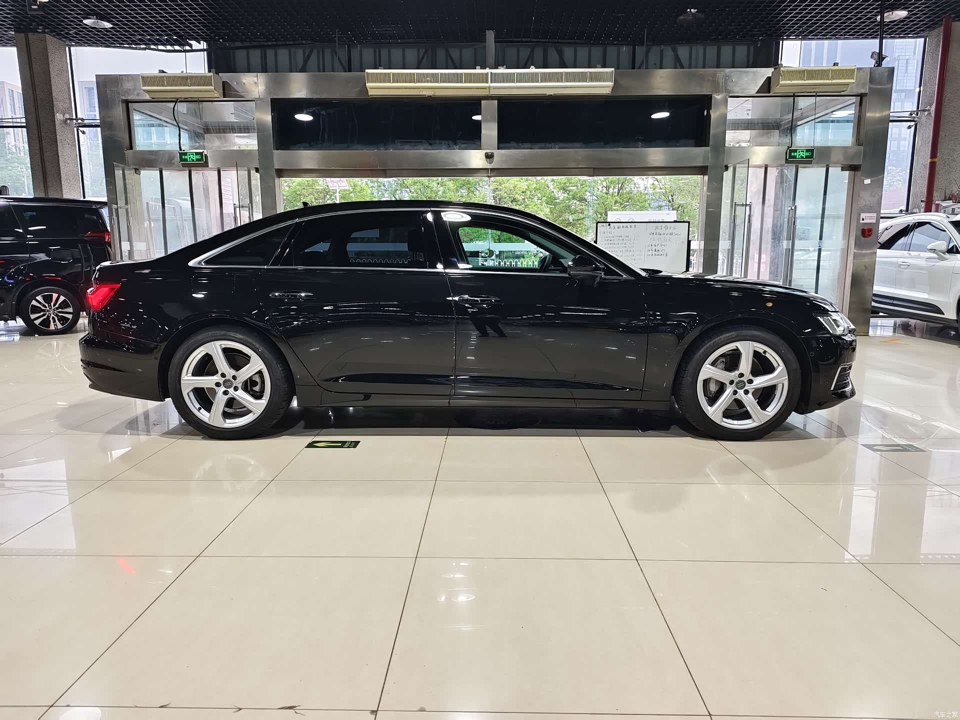Audi A6L, 2019 4