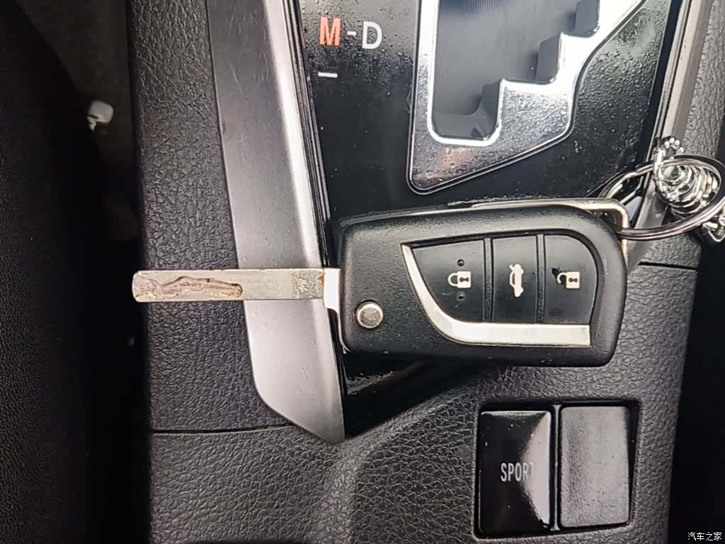 Toyota Corolla, 2015 9
