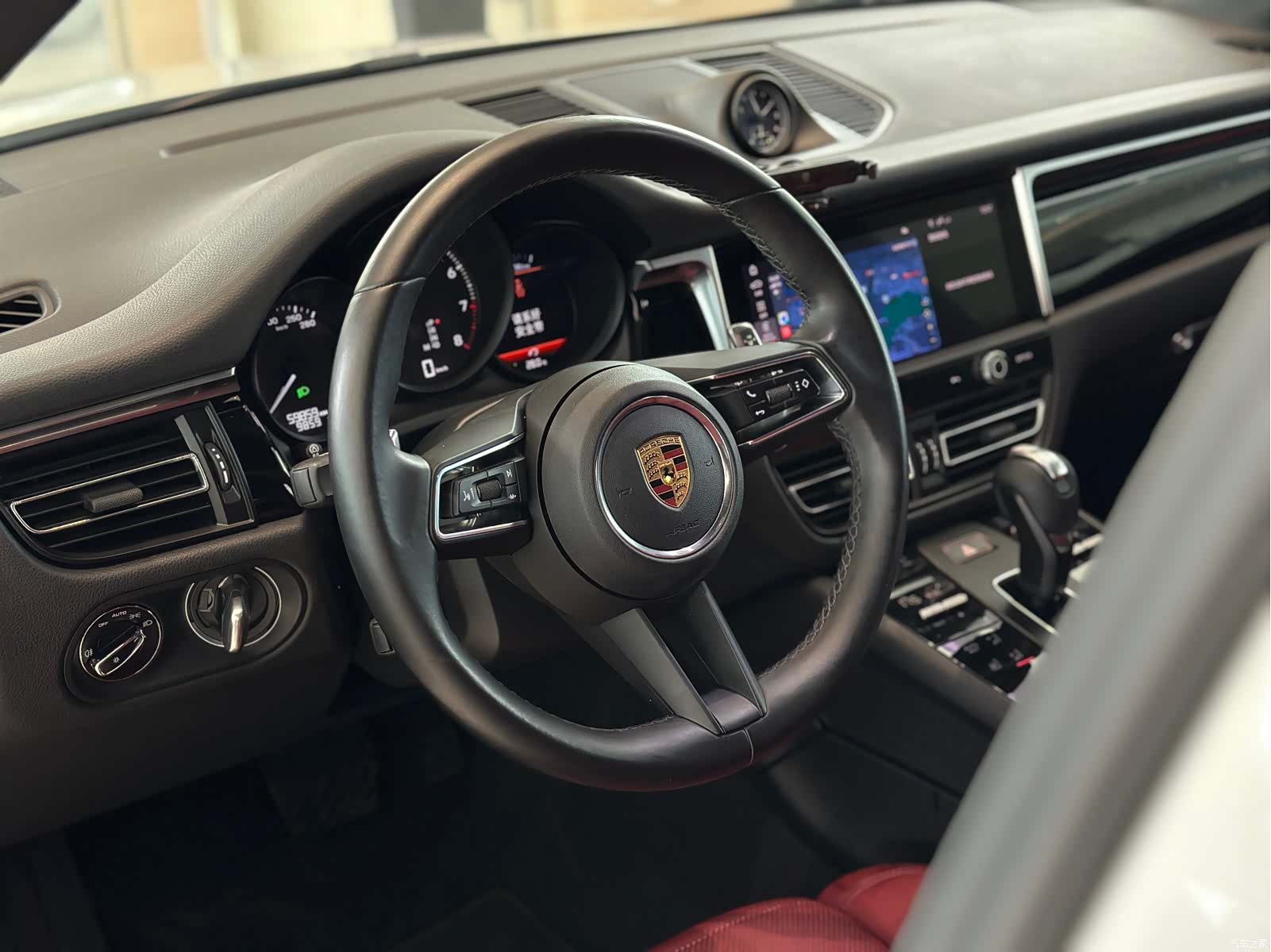Porsche Macan, 2022 14